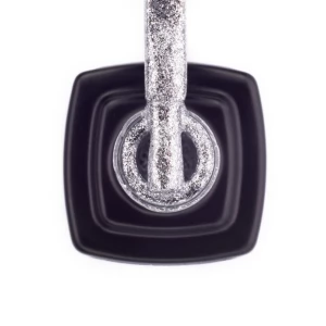 Karat 24 collection Kira Nails