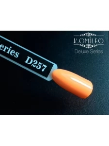 Gel polish D257 8 ml Komilfo Deluxe